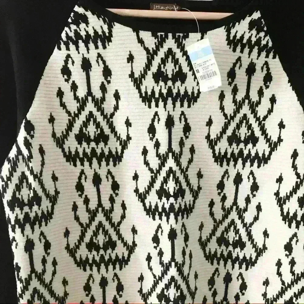 J. McLaughlin Ribbed Black and White Geometric Pattern Cotton Blend Boxy Sweater - Picture 5 of 9
